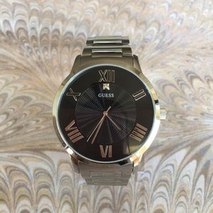 GUESS- Men’s Watch- NWT- Diamond accent